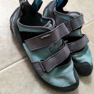 Women's Scarpa Origin climbing shoes